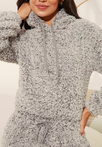 Lipsy COSY TWOSIE SET REGULAR FIT - Pyžamová súprava - grey