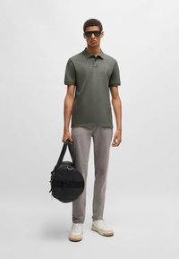 BOSS PASSENGER - Polo - open grey sixteen
