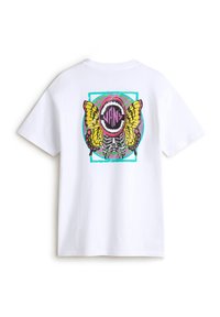 Hvid bomulds T-shirt med et farverigt grafisk design af en sommerfugl med et kranie og ordet "VANS" på ryggen.
