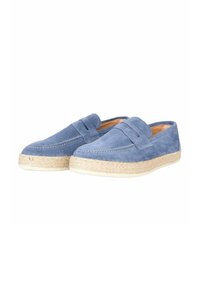 Mocassini blu in suede con suola in juta intrecciata e dettagli di cucitura, dotati di una larga fascia sul dorso per una vestibilità sicura.