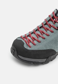 Scarpa MOJITO TRAIL GORE TEX - Hiking shoes - conifer /raspberry