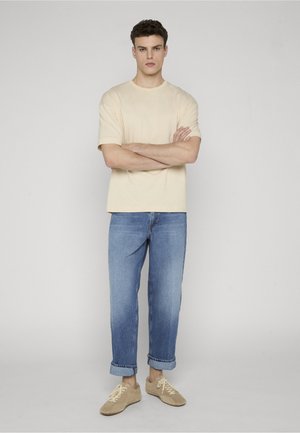 DRYKORN KAYRO - Basic T-shirt - offwhite