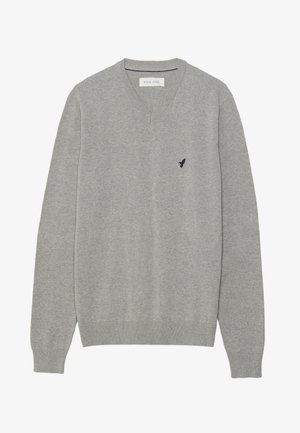 Pull gris en V fabriqué à partir d'un matériau en tricot doux. Présente des manches ajustées et un petit logo d'oiseau bleu marine du côté gauche de la poitrine.