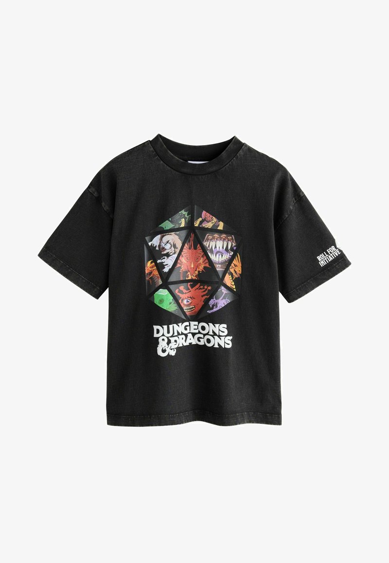 Schwarzes Baumwoll-T-Shirt mit einem bunten Grafikdesign von Fantasiewesen und einem weißen "Dungeons & Dragons"-Logo unten. Kurze Ärmel.