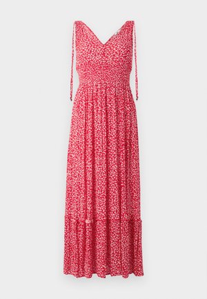 Rotes Maxikleid mit V-Ausschnitt, verstellbaren Trägern, gerafftem Oberteil und gestuftem Saum. Der Stoff zeigt kleine weiße Blumenmuster.