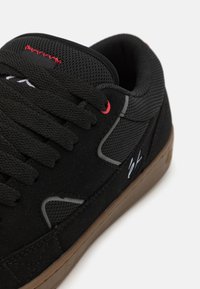 és SOPHISTO UNISEX - Gördeszkacipők - black