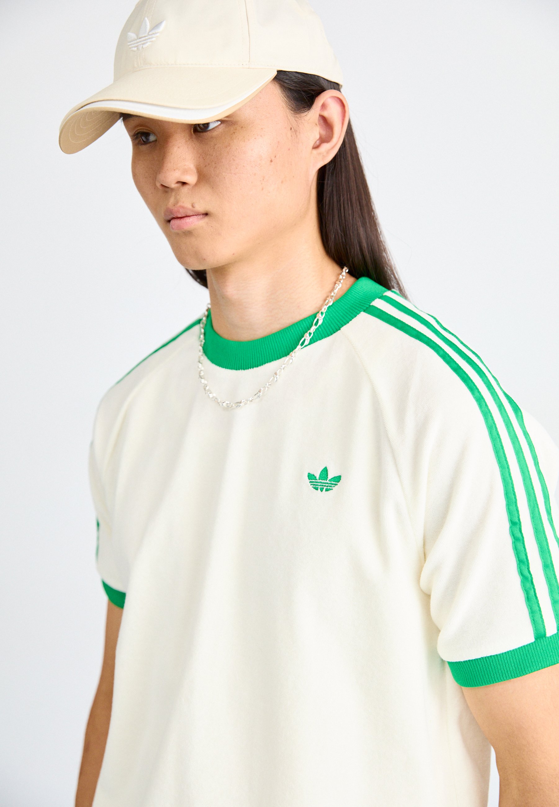 adidas Originals CALI TEE - Print T-shirt - off white/off