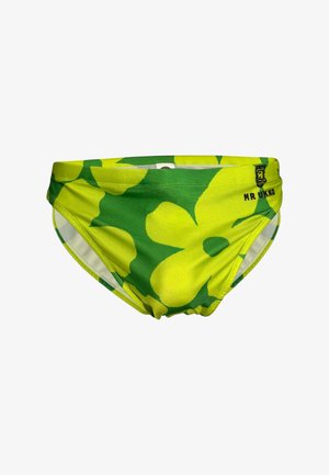 Slip de bain pour hommes avec un large motif floral jaune sur fond vert et le logo "MR UKKO" sur la ceinture.