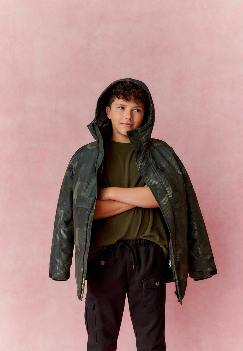 Next WATERPROOF WARM WADDED STANDARD - Žieminis paltas - khaki green camo