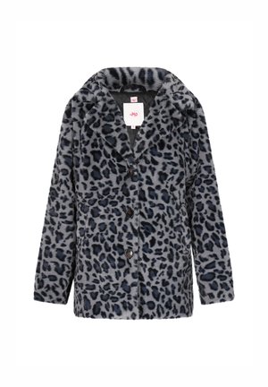 Leopardų rašto paltas pilkos ir juodos spalvų atspalviuose, turintis įpjautą apykaklę, keturis mygtukus ir šonines kišenes iš purios medžiagos.