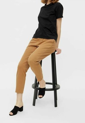 Bianco, Mules à talons - black