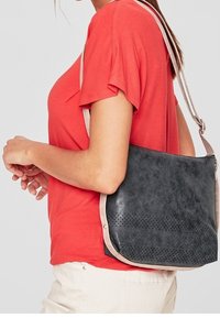 s.Oliver Borsa a tracolla - black