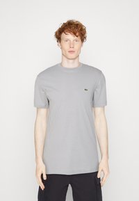 Lacoste Paprasti marškinėliai - elephant grey