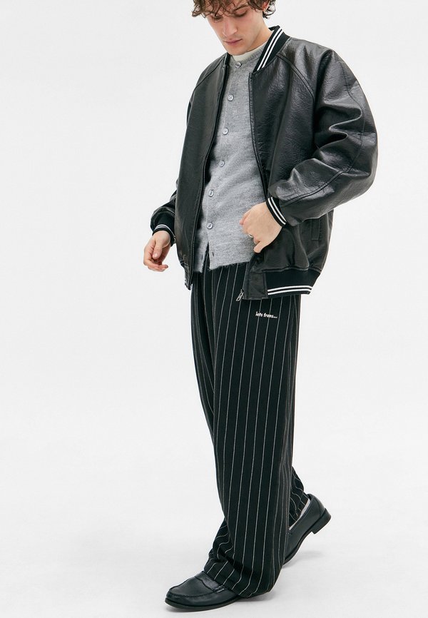 HARRI PINSTRIPE UNISEX - Tracksuit bottoms3