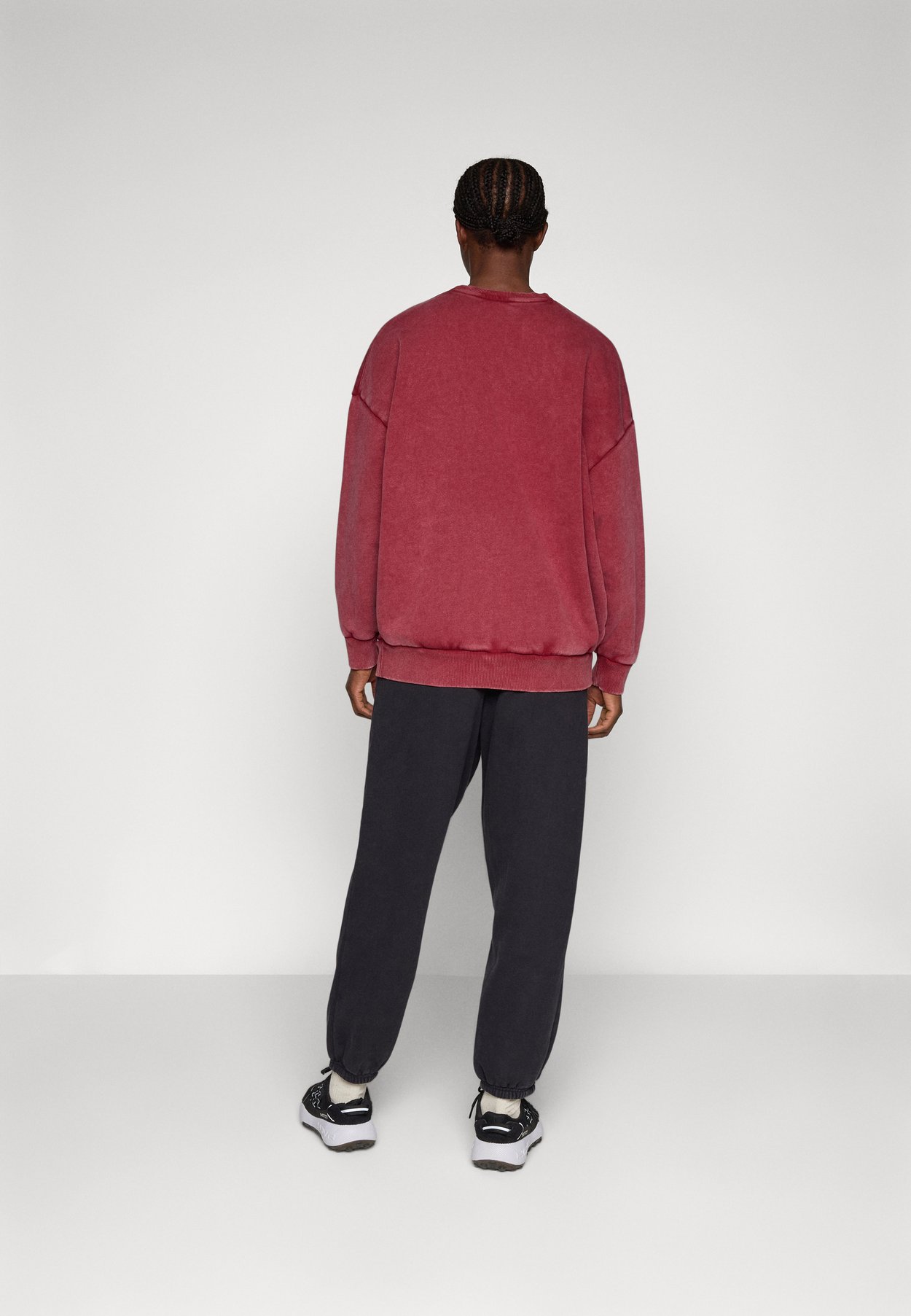 ICON OVERSIZED