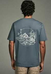 Next - T-shirt z nadrukiem