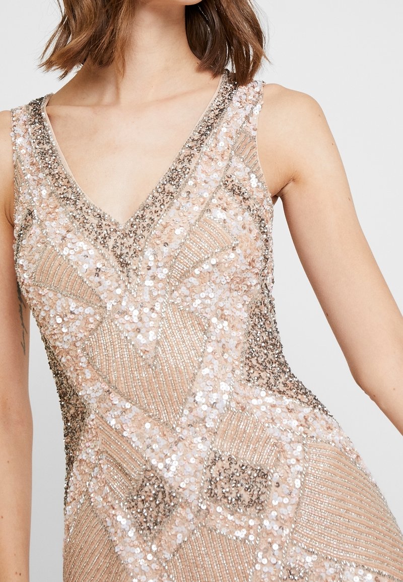 Lace & Beads Cocktail dress / Party dress - nude - (Pre-owned) - Zalando.ie
