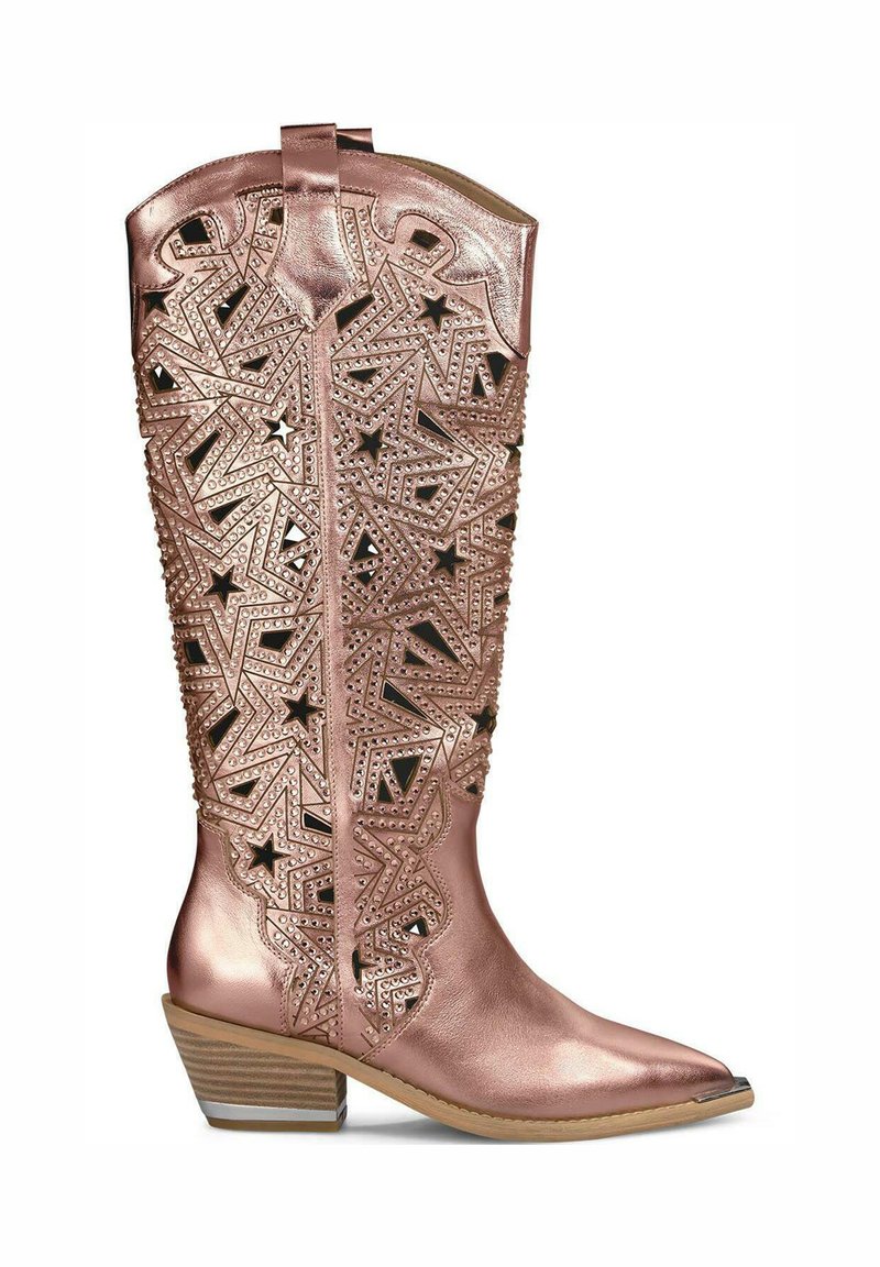 Stivali cowboy in oro rosa con cut-out a forma di stella e pattern a zigzag, finitura metallica, punta affusolata e design con tacco impilato.