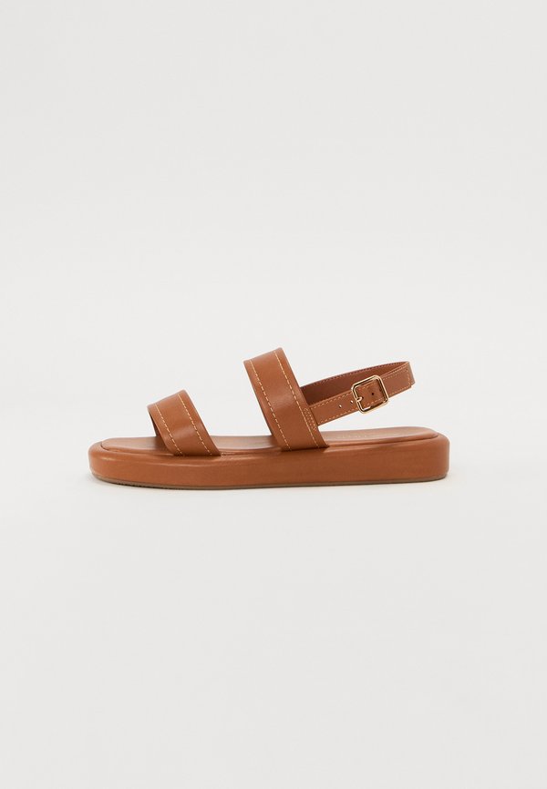 Sandals - cognac