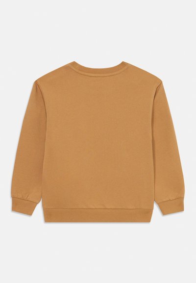 Brun sweatshirt med långa ärmar och ribbade muddar. Har en rundad halsringning och ett slätt, strukturerat tyg. Inga grafiska designdetaljer.