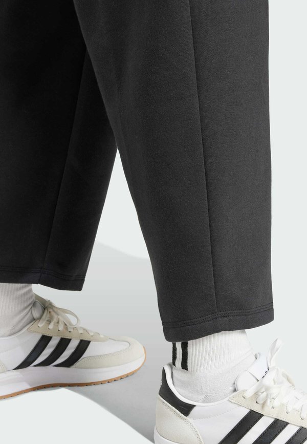ESSENTIALS CONTEMPORARY FLEECE BARREL LOOSE - Tracksuit bottoms3