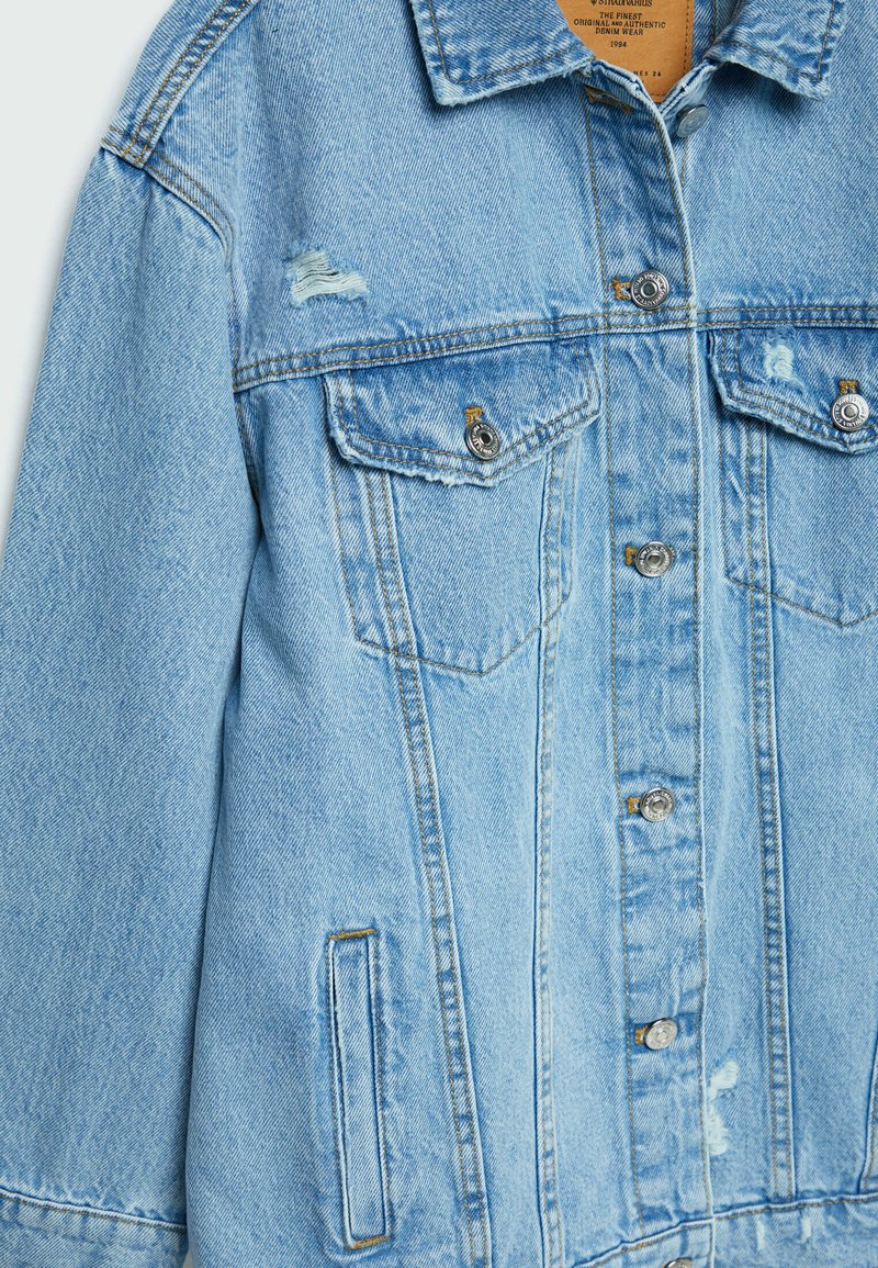 Damen Leichte Jacken | Stradivarius OVERSIZE Jeansjacke light blue/hellblau - AI82823 Damen Leichte Jacken | Stradivarius OVERSIZE Jeansjacke light blue/hellblau - AI82823