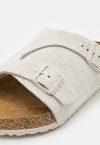 Birkenstock ZÜRICH UNISEX - Sandali - antique white