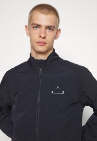 Jordan Jachetă de vară - black