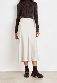 Marimekko Stickad tröja - black