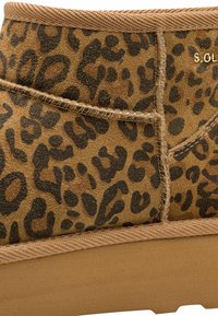 s.Oliver Stivali da neve  - leopard