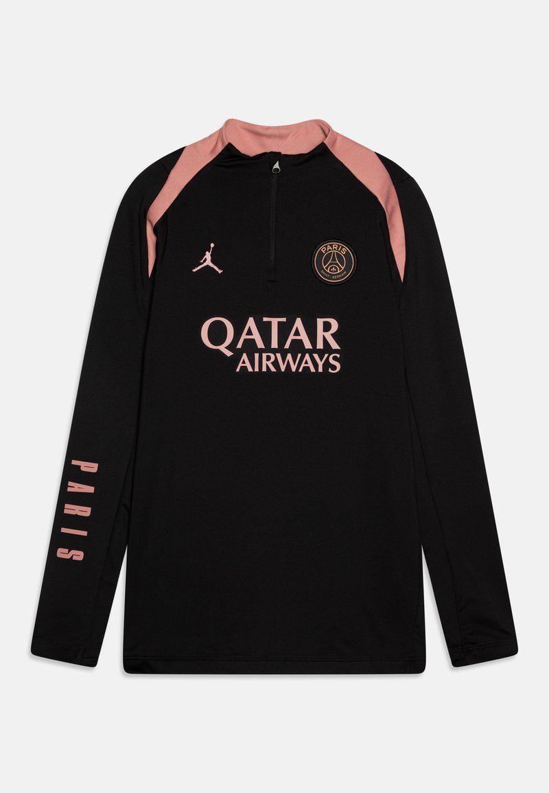 Must räpaneed särk roosa aktsentidega, neljandik-zipp kraega, rinnal "QATAR AIRWAYS" logo ja Pariisi embleem, varrukal "PARIS".