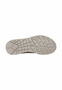 Suela de una zapatilla, con una superficie de goma gris claro texturizada y un patrón de banda diagonal y en zigzag para tracción.