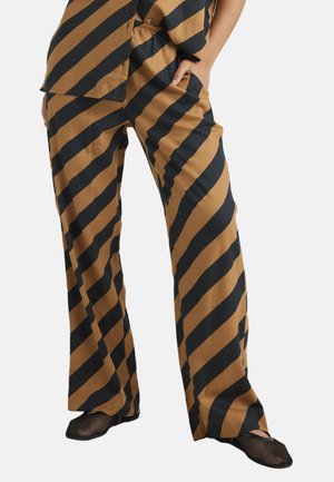 Pantaloni - cam