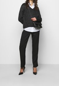 HUGO Maglione - black
