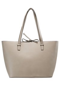 Beige tote bag med en glat tekstur, dobbelte skulderremme og en sløjfe-detalje øverst. Firkantet form med en struktureret design.