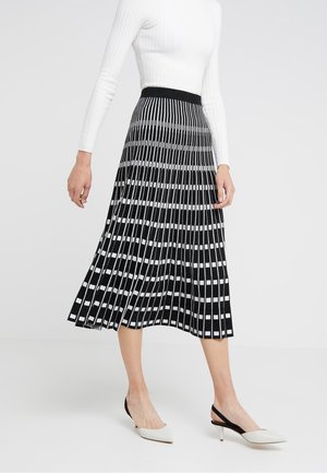 Falda acampanada - black