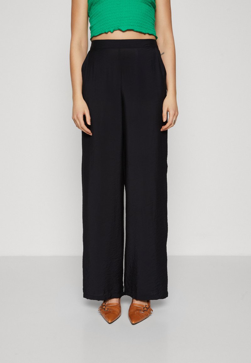 Vero Moda Tall - VMJOSIE WIDE - Pantalones - black, Ampliar