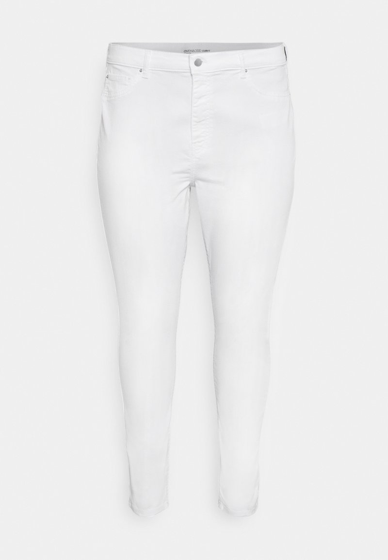 Jeans blancos ajustados con una textura suave, diseño de cinco bolsillos y cierre de cremallera. Presentan una cinturilla de altura media y un corte slim en los tobillos.