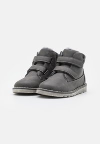 Friboo Botas clássicas de cano curto - grey