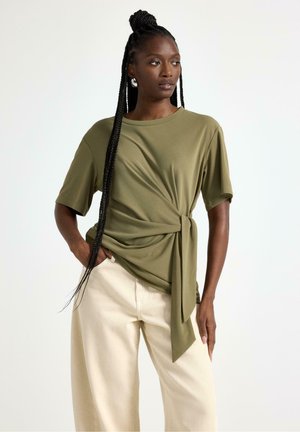 SHORT SLEEVED  - T-shirt con stampa - dusty green