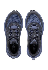 Zapatillas de trail running en azul y gris, fabricadas en malla y material sintético, con un diseño de cordones, cuello acolchado y puntas reforzadas.