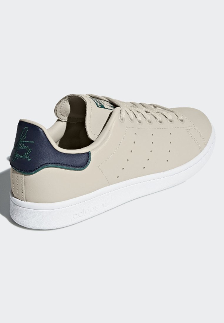 stan smith wildleder beige
