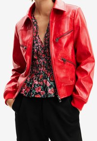 Desigual Overgangsjakke - red