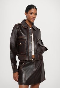 MICHAEL Michael Kors BURNISH - Chaqueta de cuero - chocolate