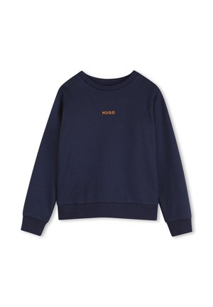 Sudadera azul marino de manga larga con puños y dobladillo acanalados, con un pequeño texto naranja "HUGO" centrado en el pecho.