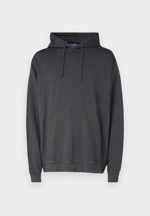 Grauer Hoodie aus weichem Stoff, mit einer vorderen Kängurutasche, Kapuze mit Kordeln und gerippten Bündchen und Saum.
