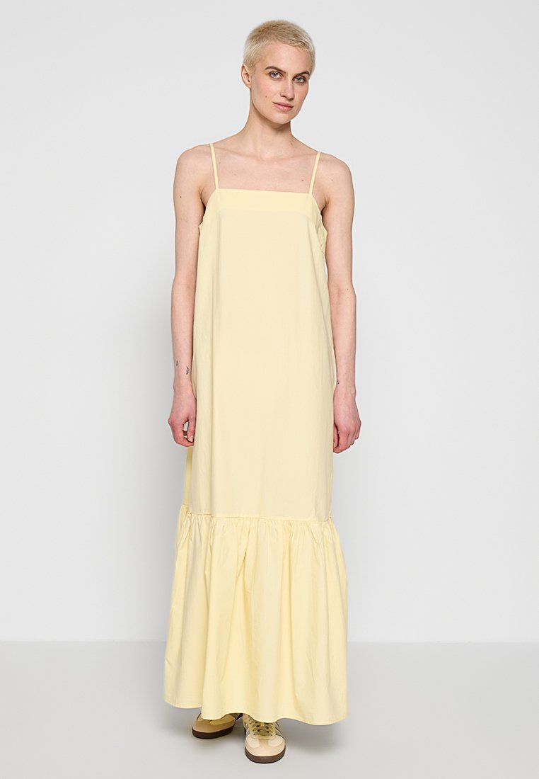 Selected Femme Maxi-jurk geel Selected Femme Maxi-jurk geel