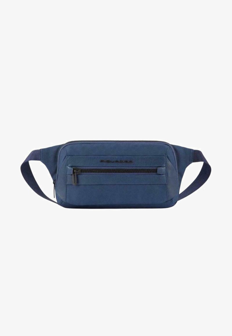 Marsupio di colore blu navy realizzato in tessuto testurizzato, con tasca frontale con zip e spallacci regolabili. Forma rettangolare con un design minimalista.