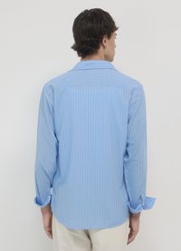 Calliope A RIGHE - Hemd - var celeste