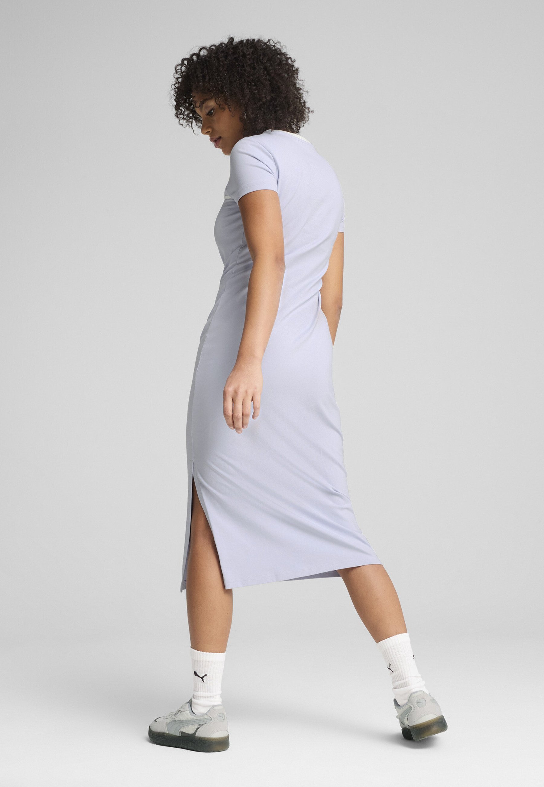 Puma WARDROBE ESS MIDI MIT CUT-OUT - Vestido ligero - cool weather/azul -  Zalando.es